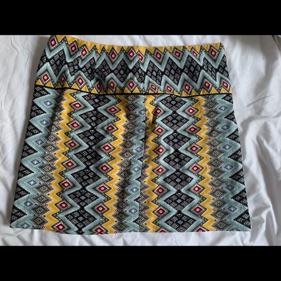 Aztec Print Skirt - Picture 4 of 6